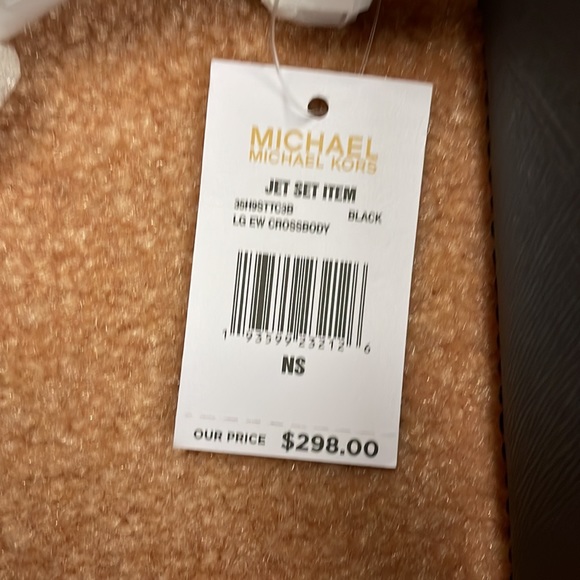 Michael Kors Jet Set Crossbody NWT - Picture 2 of 4